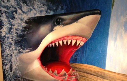 熱海トリックアート迷宮館のサメの絵