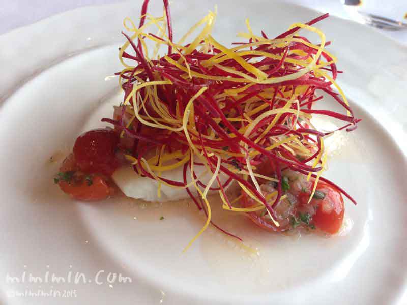 真鯛のヴァプール　完熟トマトのソース