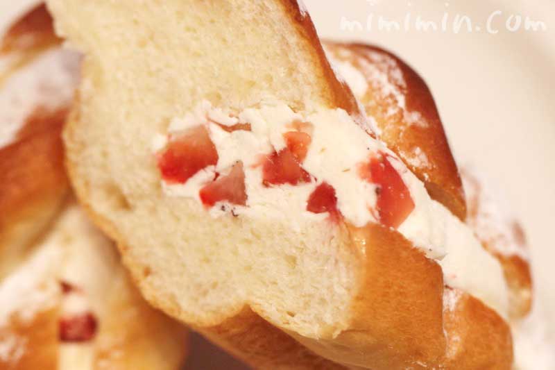 苺ミルクフランス｜ジョエル・ロブションのパンの画像