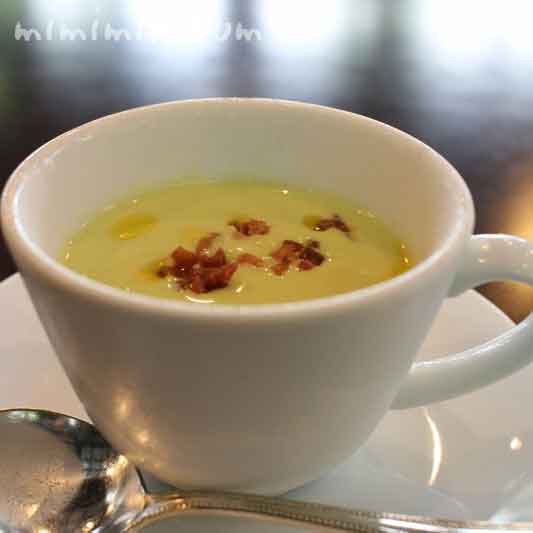スープ｜カフェ・ミケランジェロのランチ（代官山のカフェ）の写真