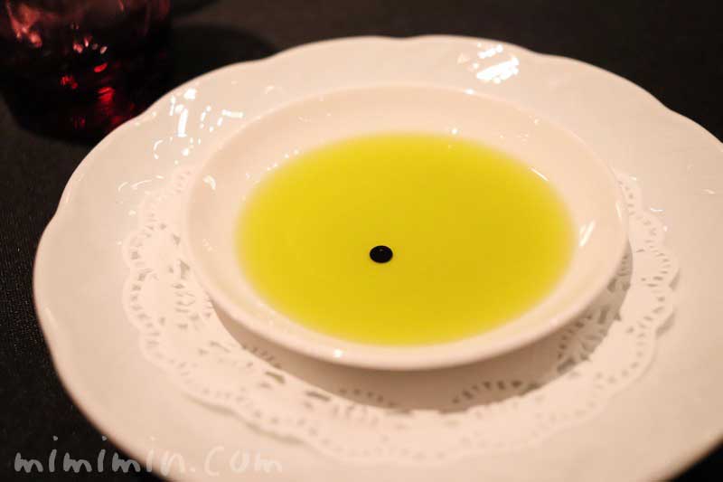 オリーブオイルとバルサミコ酢｜ラ ターブル ドゥ ジョエル・ロブションのディナー&フリーフローの画像