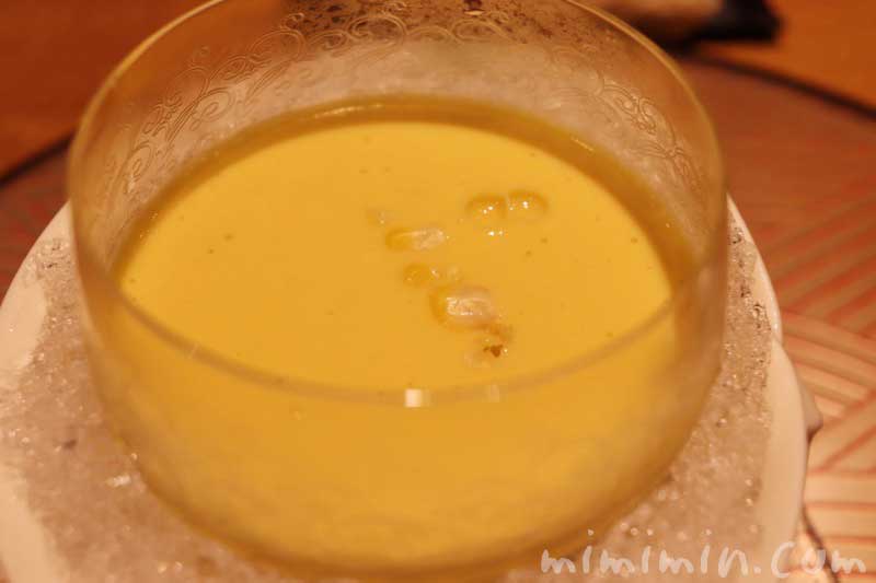 冷製玉蜀黍のすり流し｜六本木 kappou ukai （カッポウ ウカイ）のディナーの写真