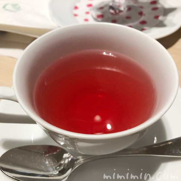 千疋屋のアトレ恵比寿店の紅茶