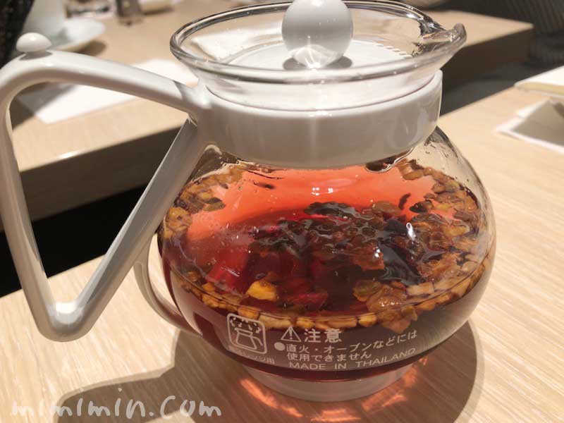 千疋屋 アトレ恵比寿店の紅茶ポットの画像