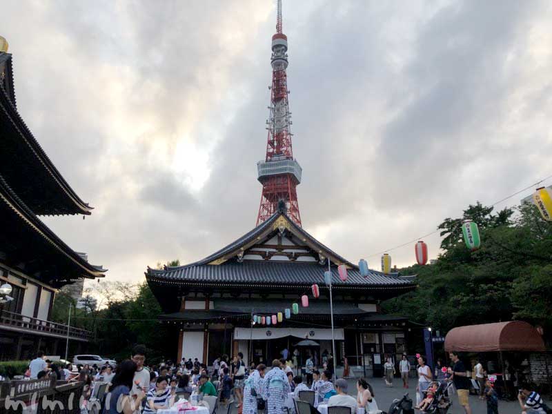 増上寺と東京タワーの写真